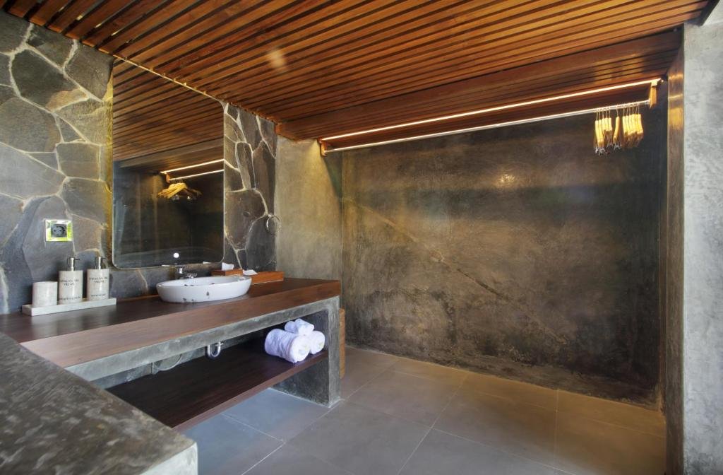 Facilities 5