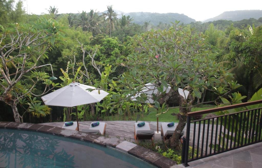 View 2